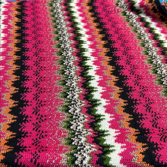 1641 Missoni Scarf and Beanie Hat set Pink Green White Gold - Picture 7 of 9